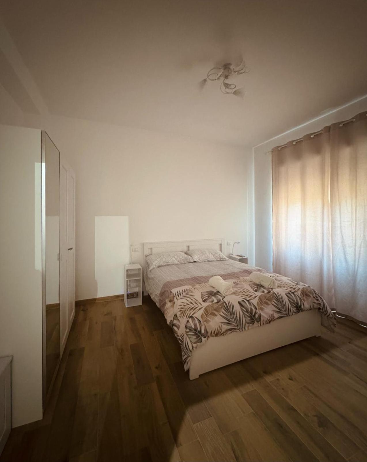 Re Di Living Apartment